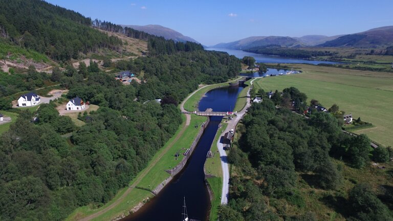 Cruising Area - Destinations - Gairlochy 09