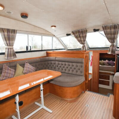 Strathspey - Strathspey Saloon 302