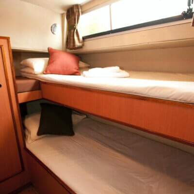 Taransay - Taransay bunk cabin03