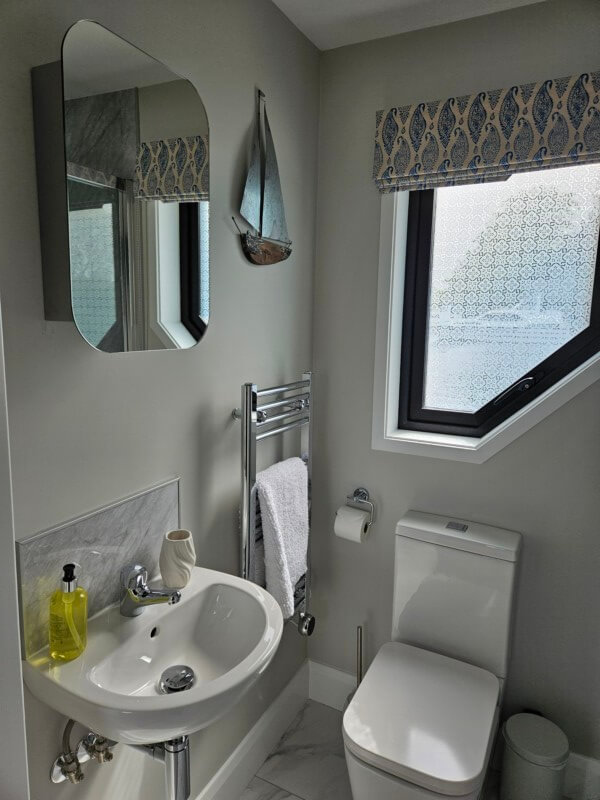 Houseboat - 20250523 144554 1
