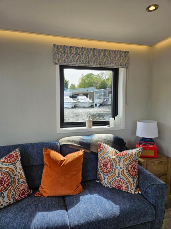 Houseboat - 20250523 144615 small rotated